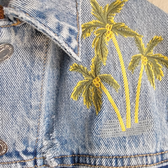 Levi's Embroidered Palm Tree Denim Jacket - Picture 4 of 5
